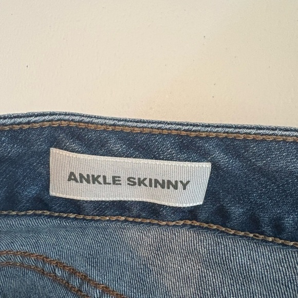 Torrid Jeans Ankle Skinny Destruction Size 18 Distressed EUC 0411 - Picture 12 of 13